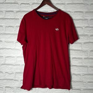 Le shark shirt
